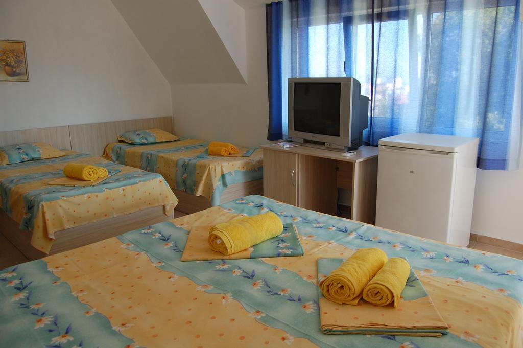 לוזנטס Apartments Ivelin מראה חיצוני תמונה