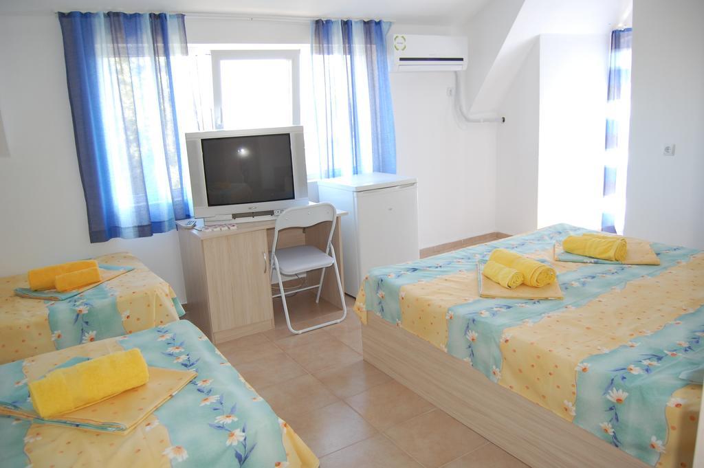 לוזנטס Apartments Ivelin מראה חיצוני תמונה