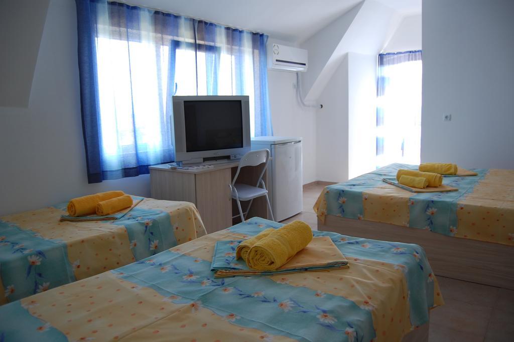 לוזנטס Apartments Ivelin מראה חיצוני תמונה